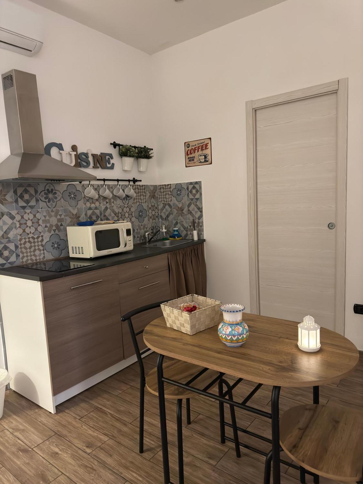 Villa Dimora San Marcellino à Naples Extérieur photo
