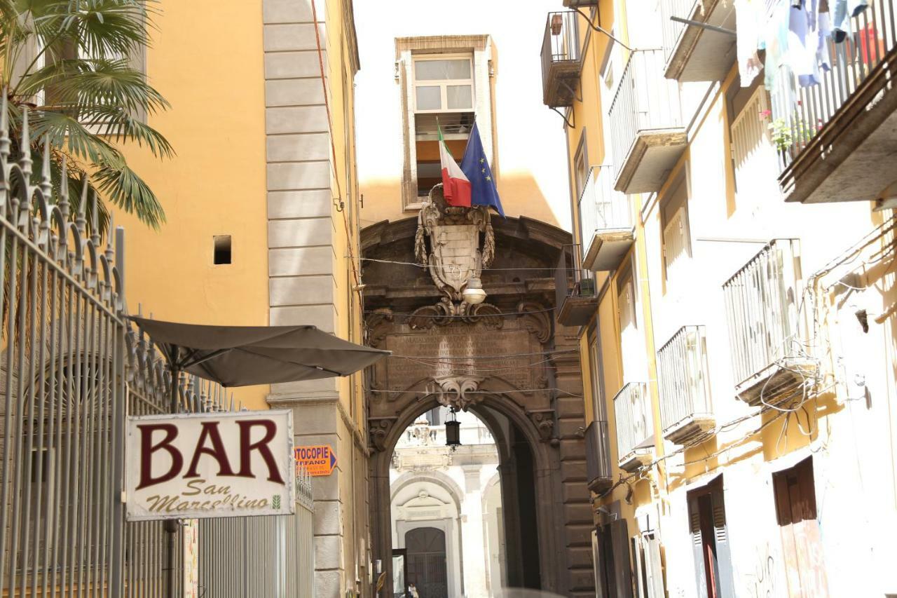 Villa Dimora San Marcellino à Naples Extérieur photo